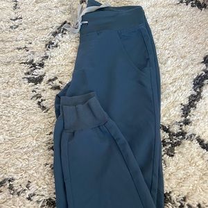 Figs dark harbor Zamora